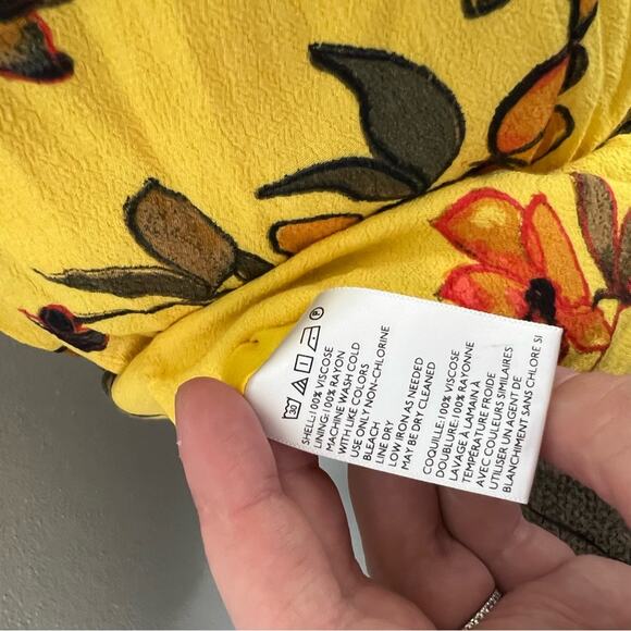 Urban Outfitters Zoe Yellow Floral Open Back Mini Dress Sleeveless - Picture 5 of 8